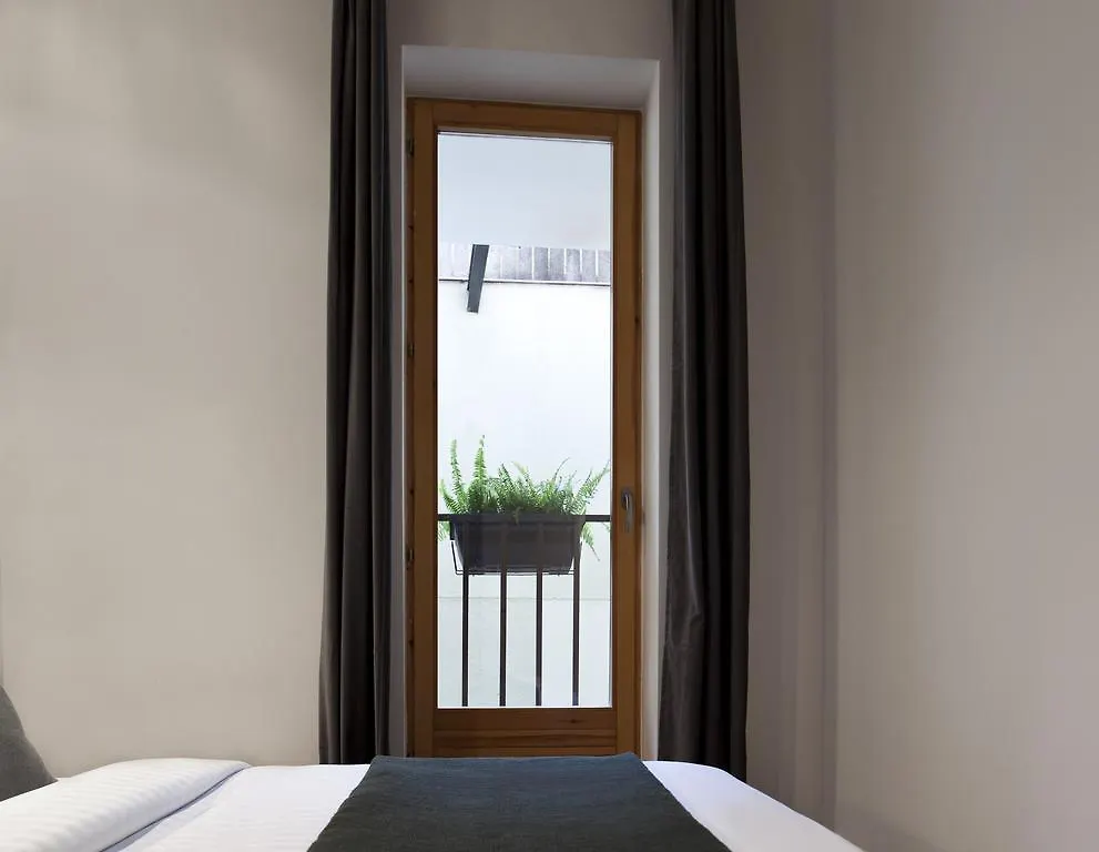 No 9 The Streets Apartments Barcellona