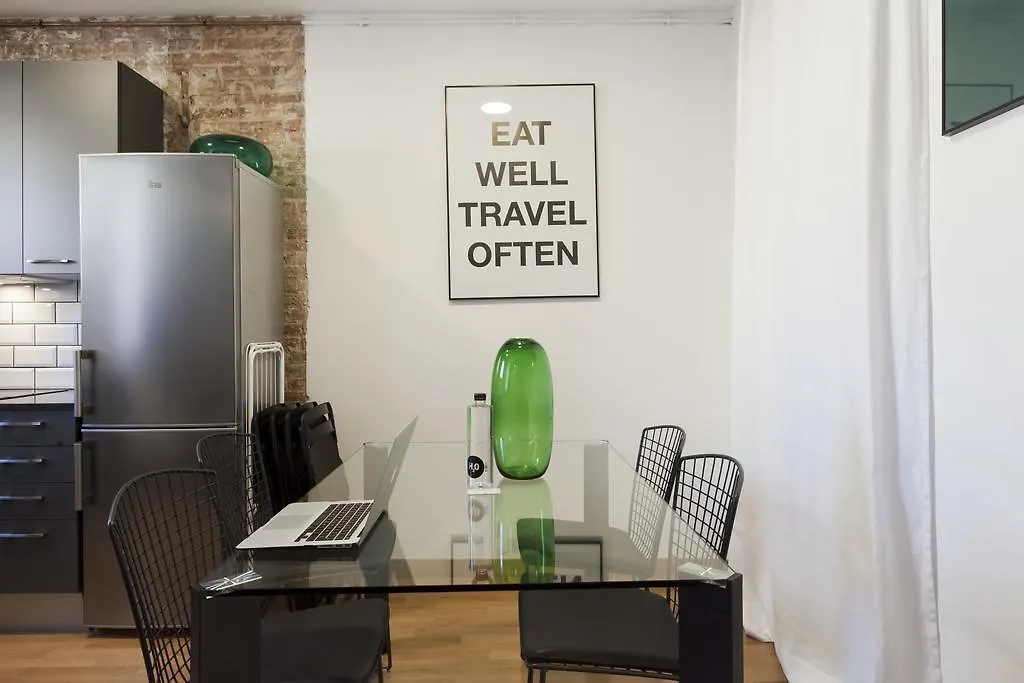 No 9 The Streets Apartments Barcellona